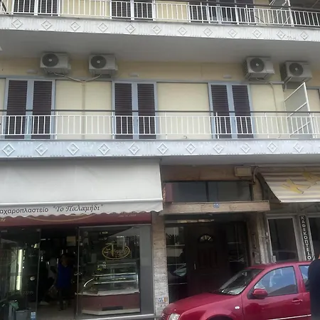 Apartment Spartan Escape *